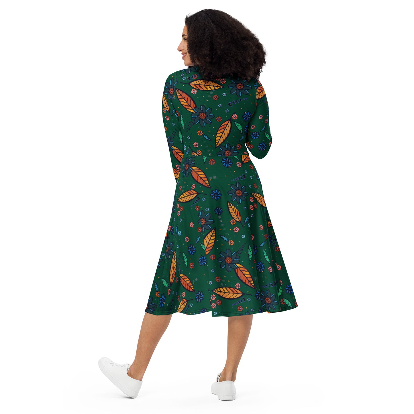 FLOWER POWER. All-over print long sleeve midi dress with pockets. Green.