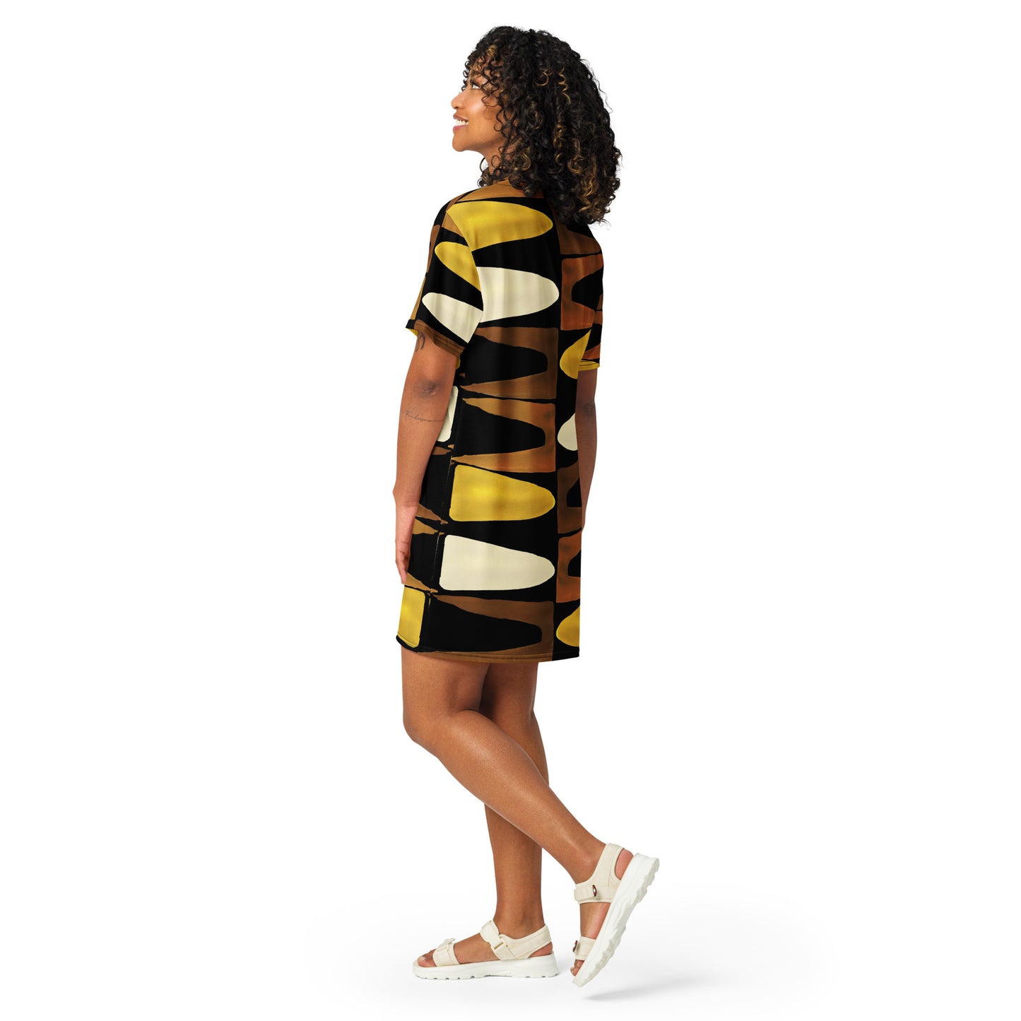 ROOTS! T-shirt dress. Earth and Gold.