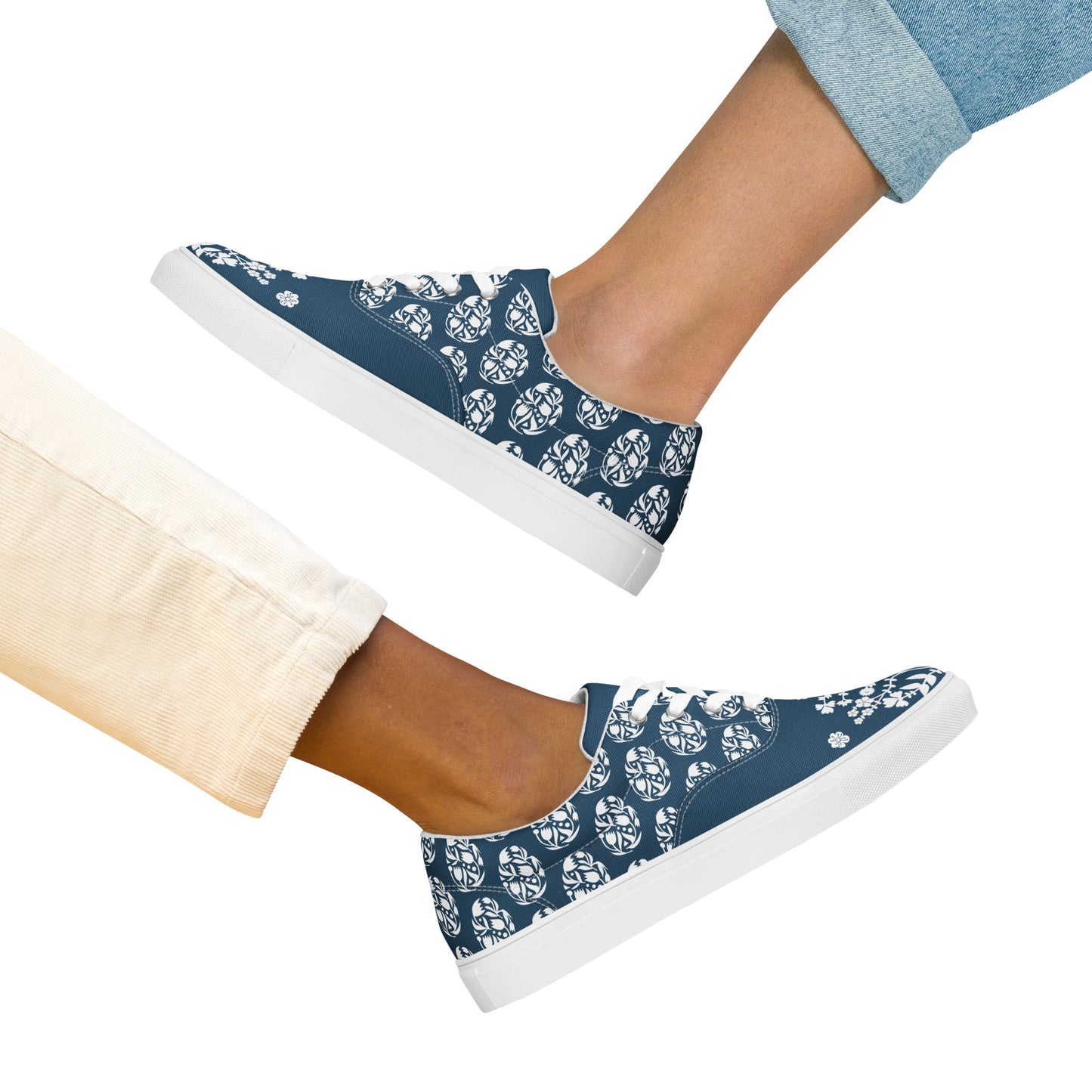 ROOTS! Women’s lace-up canvas shoes. Blue.